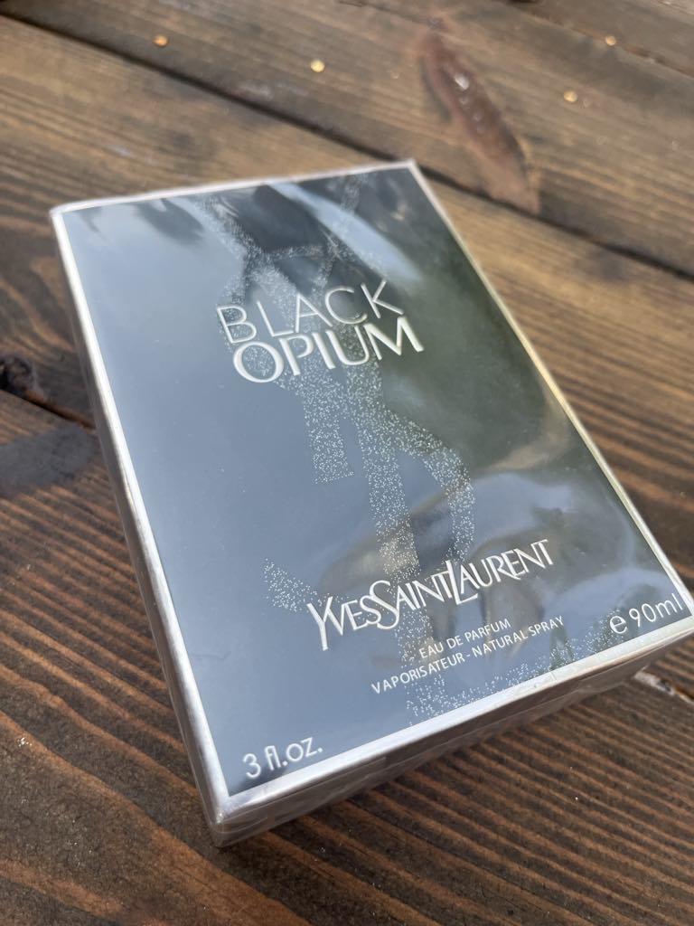 Yves Saint Laurent Black Opium