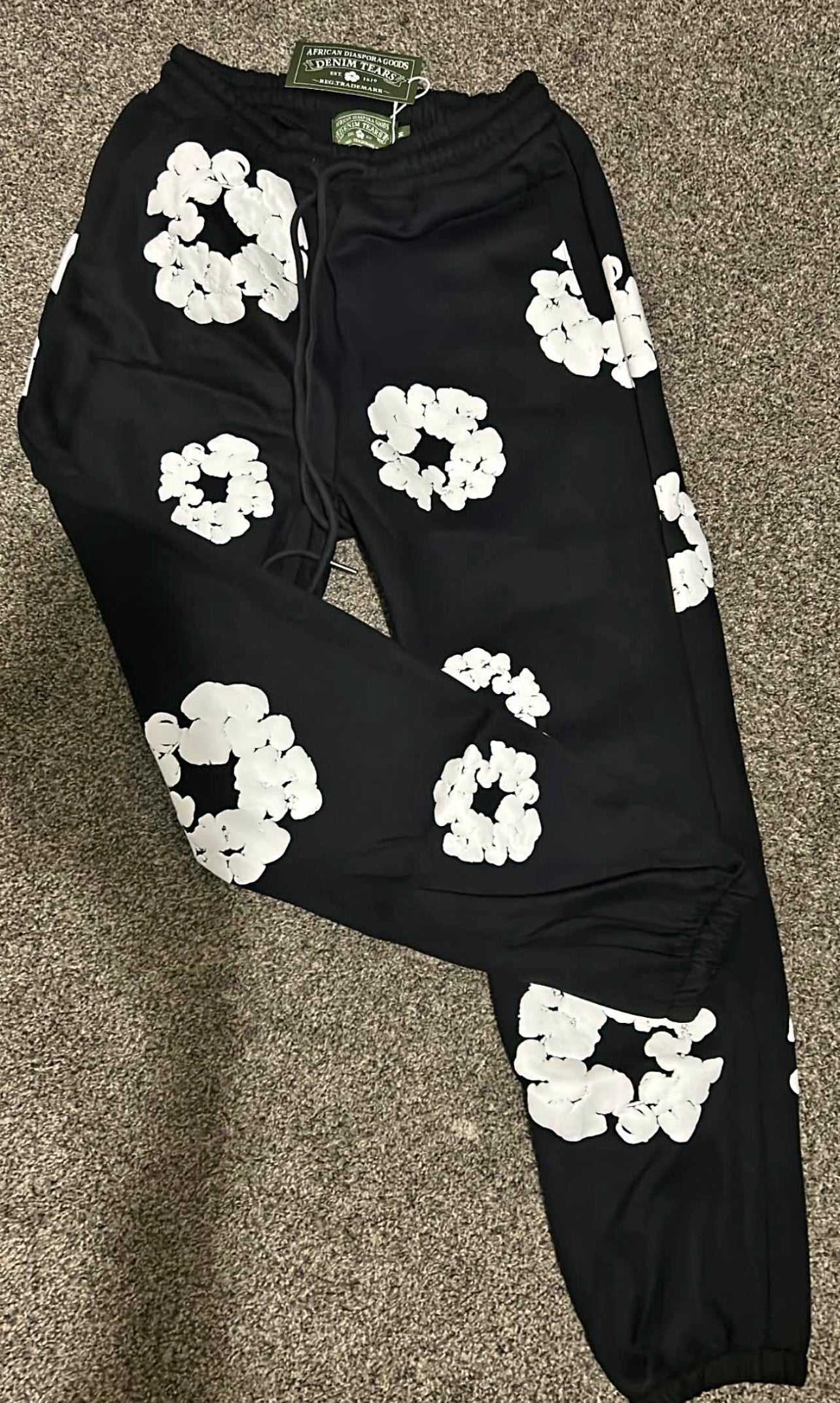 Denim Tears Sweatpants “BLACK & WHITE” (Size L)* *BRAND NEW*